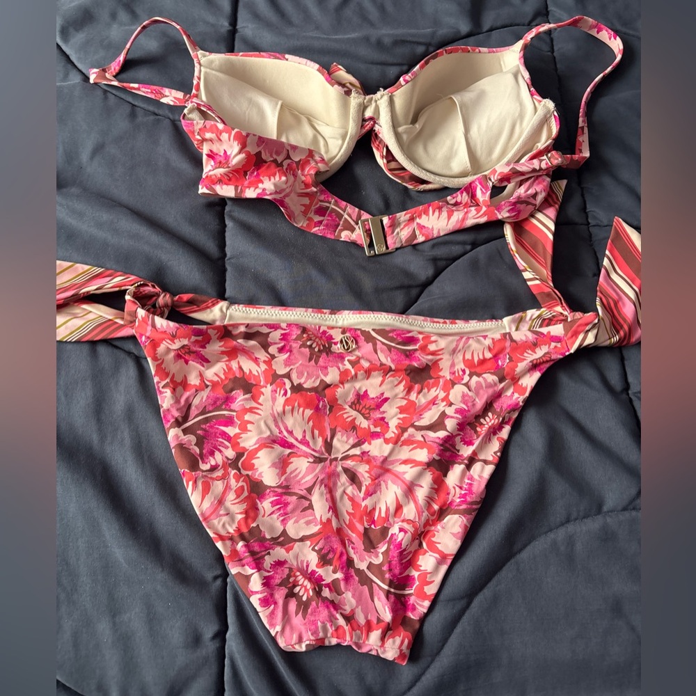 Victoria's Secret Pink and Red Bikini Set - Picture 4 of 5